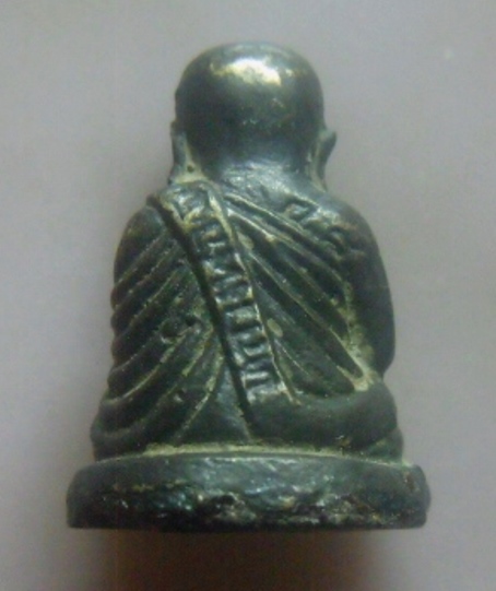 **เบาๆ**รูปหล่อหลวงพ่อเงิน วัดบางคลาน เนื้อทองผสม เก่าๆ**เนื้อจัด สวยๆ เชิญชมครับ 