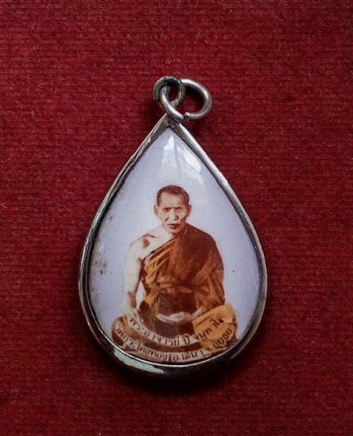 ล็อกเก็ตหยดน้ำ พระอาจารย์ปี วัดกระโดงทอง อยุธยา อนุสรณ์ 17ปี พระอาจารย์ ปี2541...เคาะเดียวแดง...