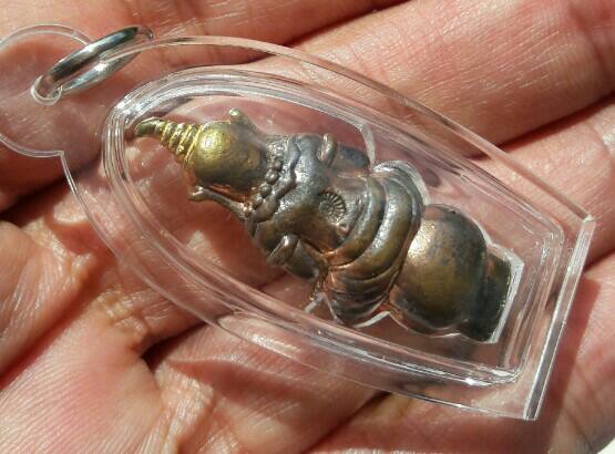 พญางั่งขี่โหงพราย หลวงพ่อเมียน กัลยาโณ วัดบ้านจะเนียงนาราม จังหวัด บุรีรัมย์ เคาะเดียว