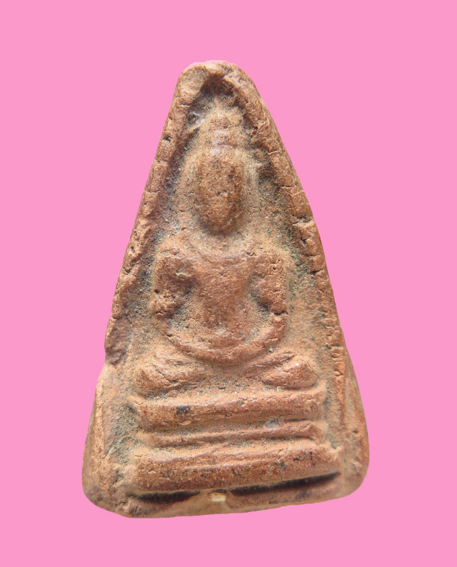 พระเนื้อดิน มีกำไลแขน 