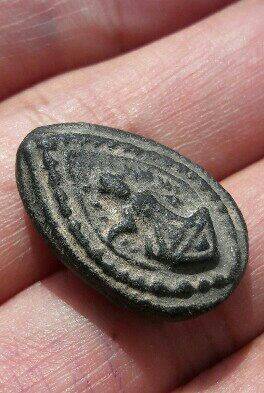 นางกวัก เนื้อดินดำ หลวงพ่อครื้น วัดสังโฆสิตาราม จ.สุพรรณบุรี เคาะเดียว   