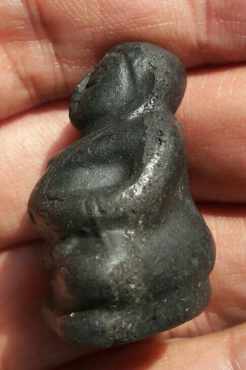 พระสังกัจจายน์ลอยองค์ หลวงพ่อกวย วัดโฆสิตาราม เนื้อดินดำ อุดกริ่ง หายาก จ.ชัยนาท เคาะเดียว