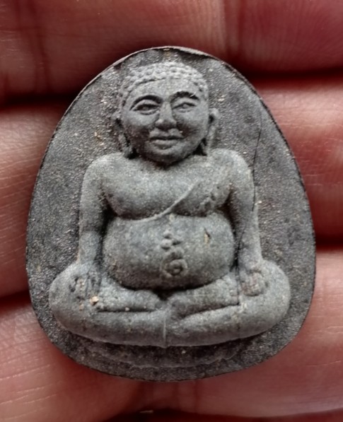 พระสังกัจจายน์ เนื้อผงใบลาน หลวงพ่อแพ วัดพิกุลทอง จ.สิงห์บุรี กล่องเดิมๆ เคาะเดียว  