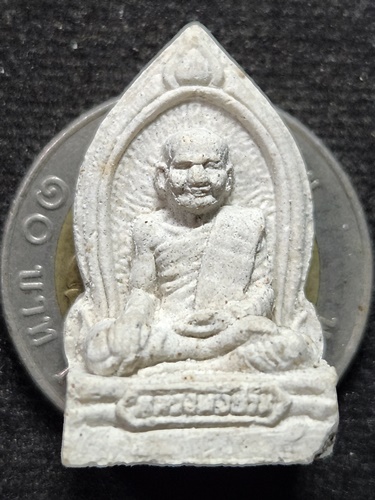 วัดบางนมโค อยุธยา พระผงซุ้มเสมาหลวงพ่อปาน พิมพ์ขี่หนุมาน