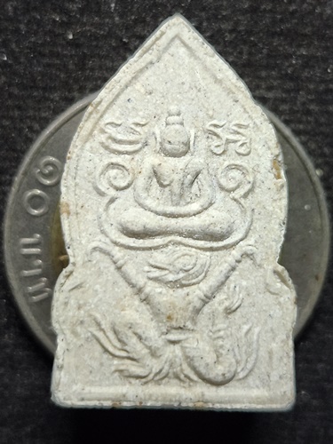 วัดบางนมโค อยุธยา พระผงซุ้มเสมาหลวงพ่อปาน พิมพ์ขี่หนุมาน