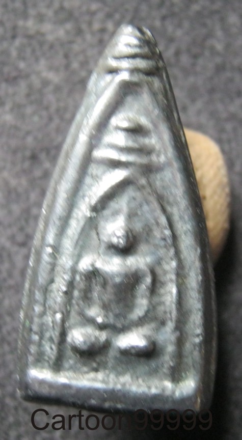 พระพรหม ๓ หน้า หลวงพ่ออี๋ วัดสัตหีบ ชลบุรีครับ เนื้อเมฆพัดครับผม