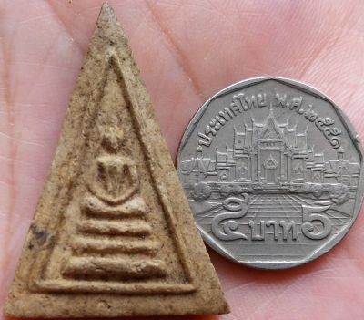 *สมเด็จฯอกร่อง สามเหลี่ยม เนื้อผง ปี๒๔๙๕ หลวงปู่นาค วัดระฆังฯ กทม.*