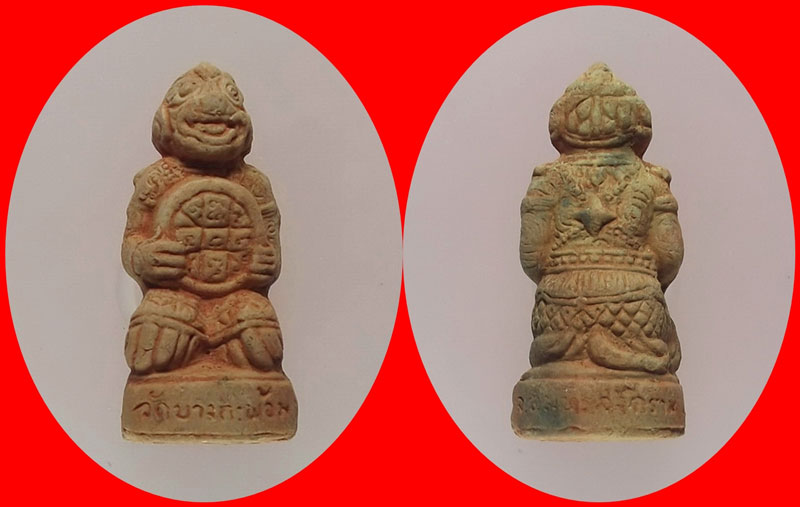 หนุมานอุ้มดวง เนื้อดินเผา วัดบางกะพ้อม อ.อัมพวา จ.สมุทรสงคราม 