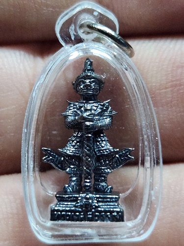 วัดจุฬามณี สมุทรสงคราม รูปหล่อท้าวเวสสุวรรณ หลวงพ่ออิฎฐ์  ปี 2564 เนื้อทองแดงรมดำ 