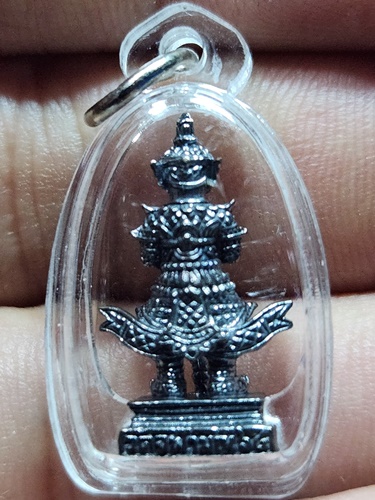 วัดจุฬามณี สมุทรสงคราม รูปหล่อท้าวเวสสุวรรณ หลวงพ่ออิฎฐ์  ปี 2564 เนื้อทองแดงรมดำ 