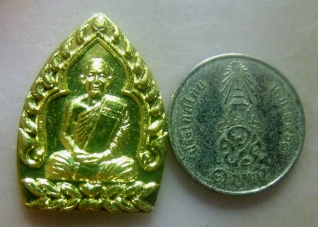 **เบา​ๆ​**เหรียญเจ้าสัว รุ่น ๑ หลวงพ่อเเคล้ว วัดดอนเมือง ปี ๒๕๕๙**กะไหล่ทอง สวยๆ