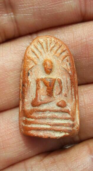  พระคงหลวงพ่อกวย วัดโฆสิตาราม จ.ชัยนาท พิมพ์เล็ก เคาะเดียว