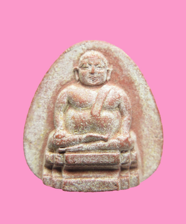 พระสังกัจจาย์ พิมพ์เล็ก เนื้อสบู่เลือด หลังอุ  สภาพสวย (ยังไม่ได้ใช้เลย)