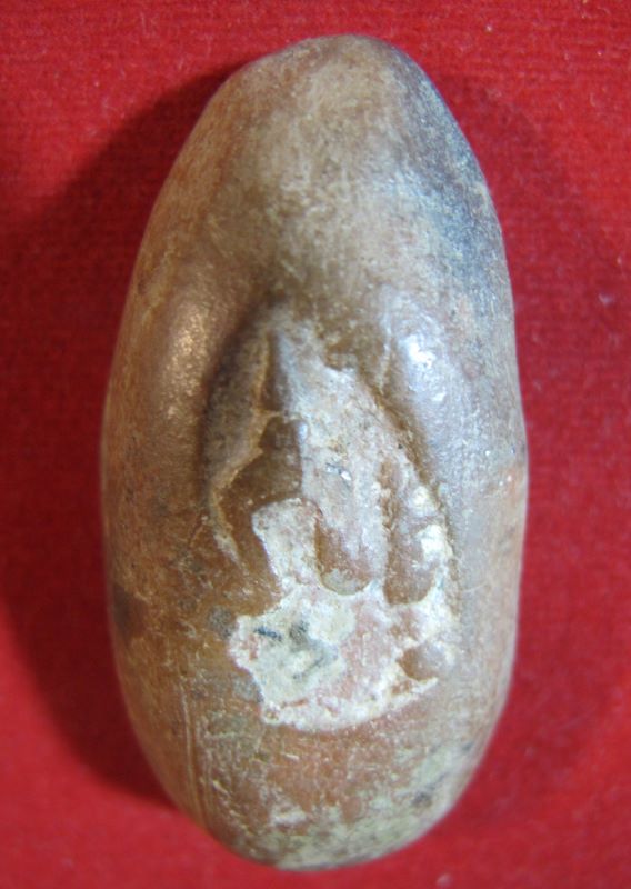 พระขุนแผนไข่ผ่าซีก หลวงพ่อถิร วัดป่าเลไลย์ สวยประกันแท้ เนื้อดิน