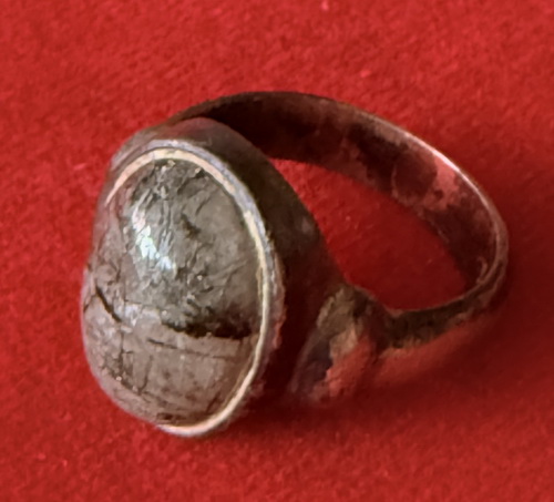 แหวน หัวแก้วขนเหล็ก (แก้วโป่งข่ามเมืองเถิน เครื่องรางแดนล้านนา) เหมาะกับทุกๆวัน ใส่ไว้แก้พิษภัยต่างๆ