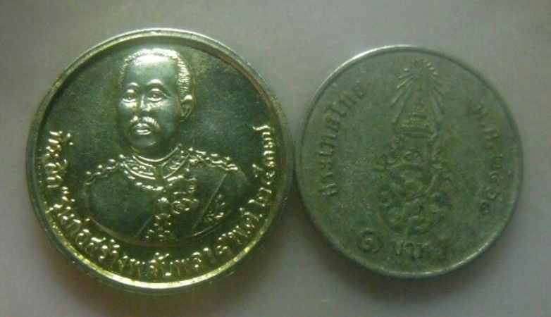 **เบาๆ**เหรียญ ร.๕ ที่ระลึกรุ่นก่อสร้างพลับพลาฯ ต.ปากน้ำ อ.เมือง จ.ชุมพร ปี ๒๕๓๗**กะไหล่ทอง สวยๆ