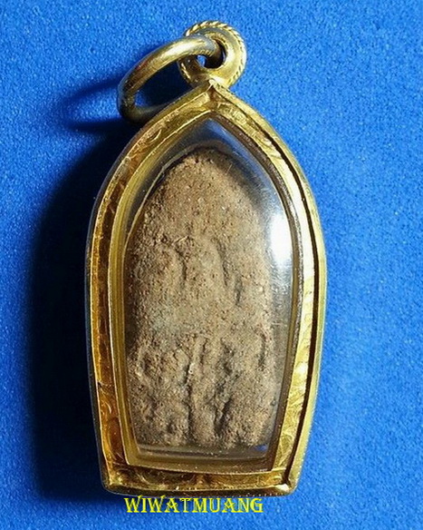 นางกวักพ่อท่านคล้าย วาจาสิทธิ์ วัดสวนขัน จ.นครศรีธรรมราช เนื้อว่านผสมชานหมากเลี่ยมทอง