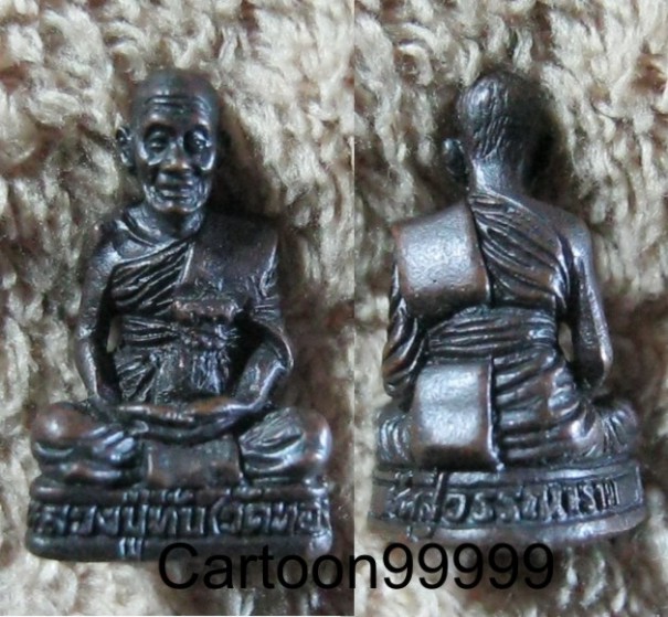 รูปหล่อหลวงพ่อทับ วัดทอง กรุงเทพฯ ครับ สวย เดิมๆ ครับผม 