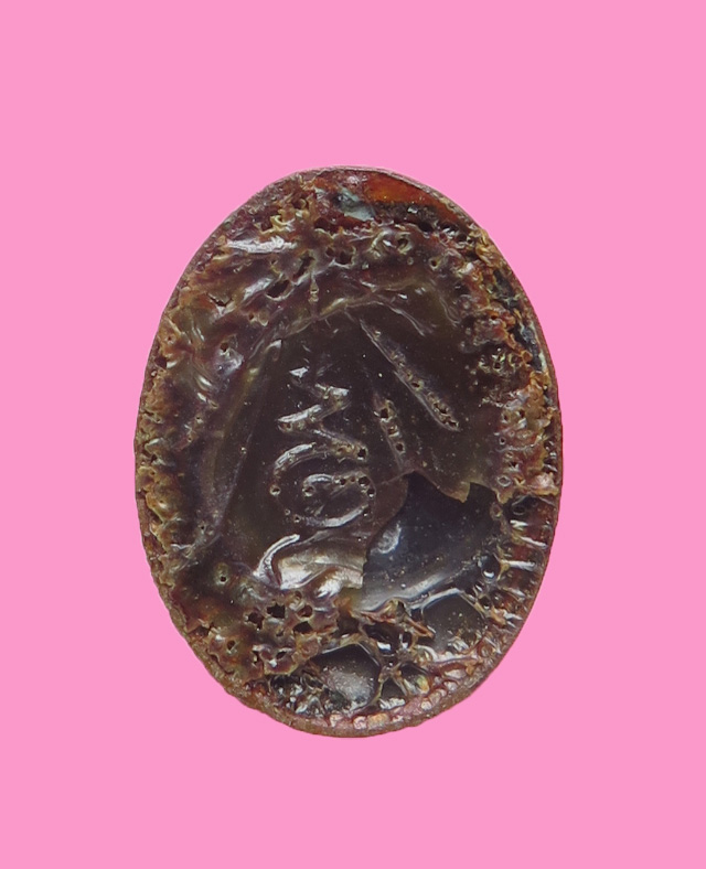 ล็อคเก็ต พระบรมฉายาลักษณ์ รัชกาลที่9 จิ๋ว หลังยันต์เฑาะว์