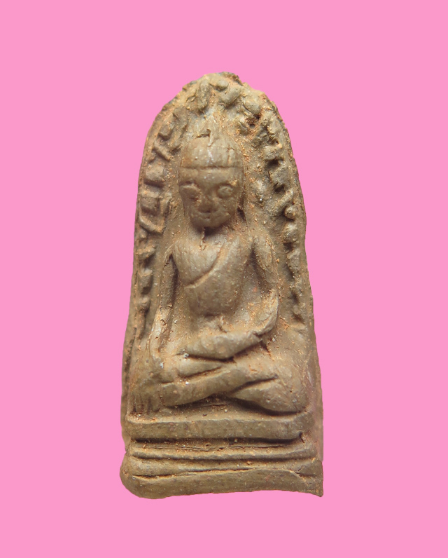 พระรอด วัดชัยพระเกียรติ 