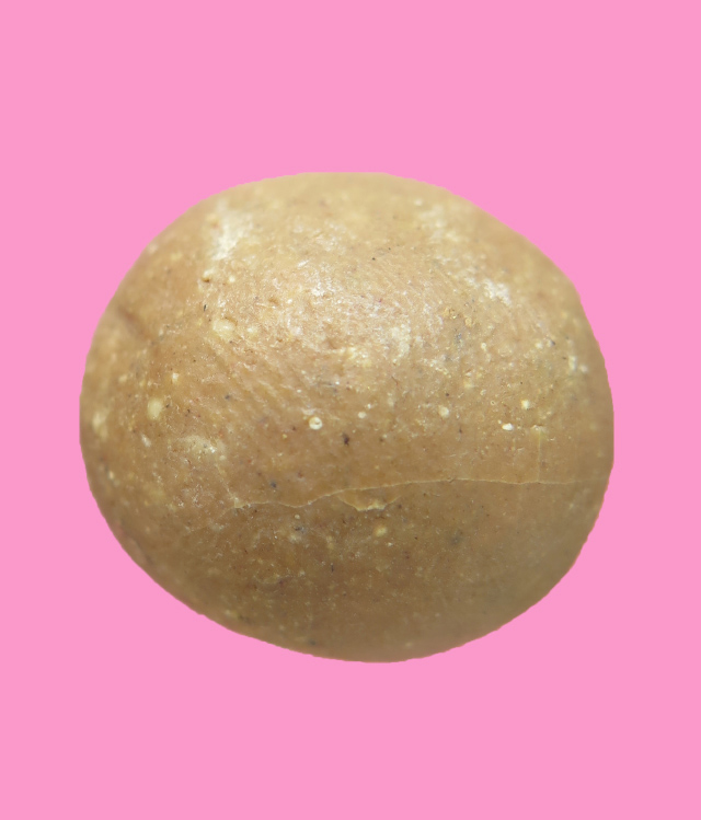 ลูกอม เนื้อผงน้ำมัน วัดอินธาราม