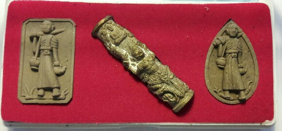 วัดถ้ำผาแด่น 3 องค์  พระอาจารย์ปกรณ์ กนตวีโร  สกลนคร เคาะเดียว