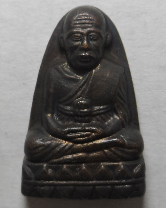 เหรียญหลวงปู่ทวด รุ่นย้อนยุคปี ๐๕ รุ่นสร้างอุโบสถ วัดม่วง กรุงเทพฯ ปี๒๕๔๐