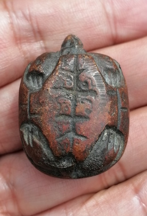 เต่าหล่อโบราณ​ ตัวใหญ่​ มีน้ำหนัก​ ไม่ทราบที่ เคาะเดียว  