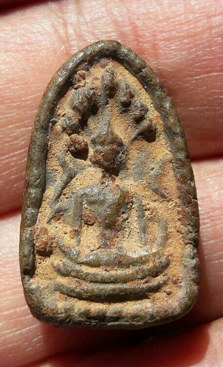 พระกรุไม่ทราบที่ พิทพ์นาคปรก เคาะเดียว  