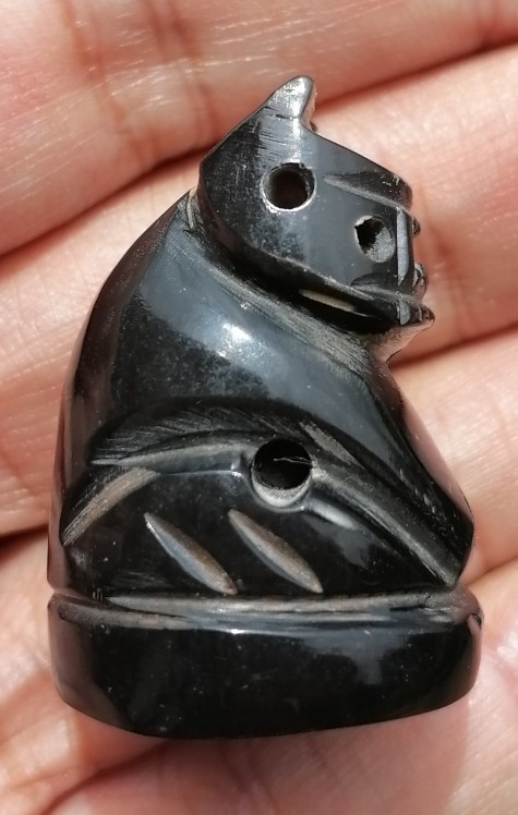 เสือหลวงพ่อเปิ่น รุ่นไตรมาส 44 เนื้อเขาควายแกะ อุดกริ่ง วัดบางพระ จ.นครปฐม ปี 2544 เคาะเดียว