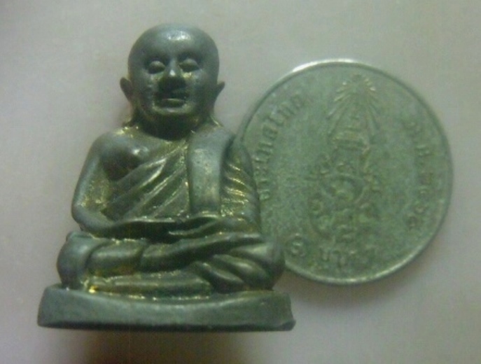 **เบา​ๆ​**รูปหล่อหลวงพ่อเงิน วัดบางคลาน เนื้อโลหะผสม เก่าๆ**เนื้อจัด สวยๆ เชิญชมครับ