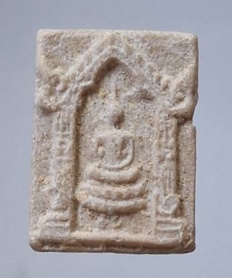 พระซุ้มเรือนแก้ว เนื้อผงน้ำมัน หลวงพ่อกวย วัดโฆสิตาราม จ.ชัยนาท