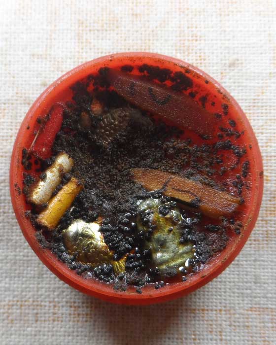 สีผึ้ง (ไม่ทราบที่)