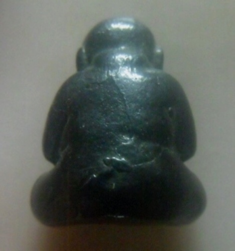 **เบา​ๆ​**พระปิดตามหาลาภ เนื้อเมฆพัตร หล่อเก่า ไม่ทราบที่**สวยๆ เชิญชมครับ