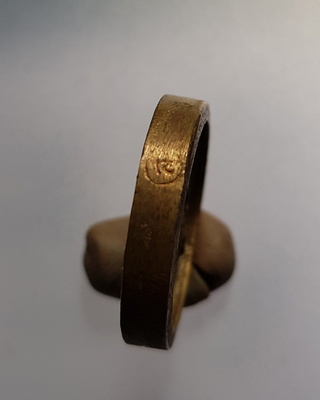 เหรียญหล่อล้อแม็ก หลวงพ่อเงิน วัดบางคลาน จ.พิจิตร รุ่นบันดาลโชค ออกวัดสันติพลาราม ปี 2535