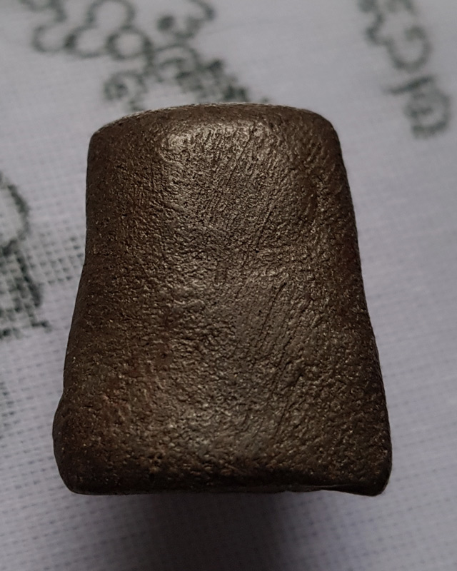 พระผงอุ้มบาตร ไม่ทราบที่