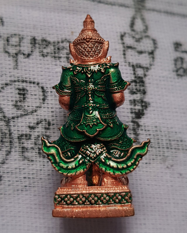 รูปหล่อท้าวเวสสุวรรณ ยกฐานะ ทองนำโชค หลวงพ่อทอง วัดบ้านไร่ เนื้อทองแดงลงยาสีเขียว พร้อมกล่องเดิม