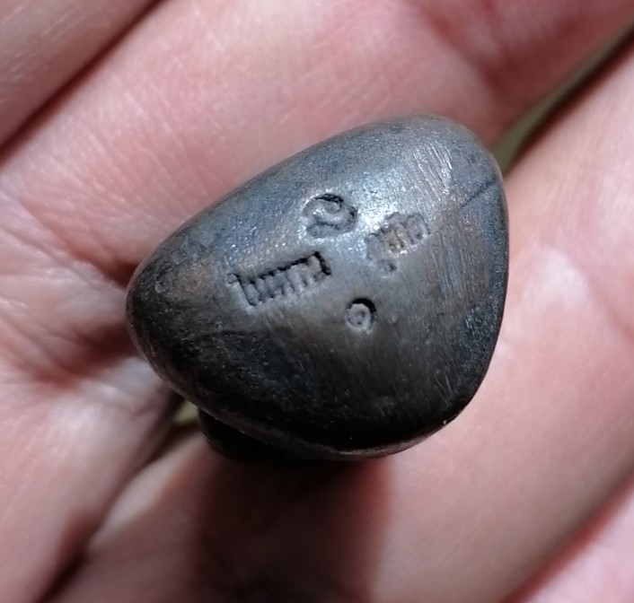 หลวงปู่ทวด รูปหล่อพิมพ์เเบ้าทุบ ตอกโค๊ดใต้ฐาน วัดในหาน จ.ภูเก็ต ปี 2536 เคาะเดียว