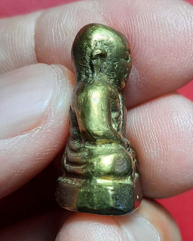 หลวงพ่อเงิน วัดบางคลาน ออกวัดท่าบัวทอง ปี15 พิมพ์กรรมการ