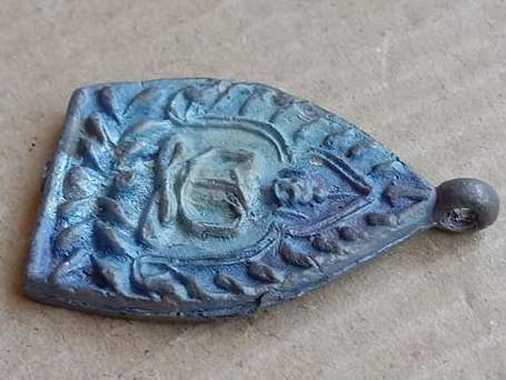 เหรียญเจ้าสัวรุ่นแรก หลวงพ่อพร วัดบางแก้ว จ.นครปฐม ปี2555 เนื้อแร่ศักดิ์สิทธิ์ ผสมพระเนื้อขี้นกเขาเป