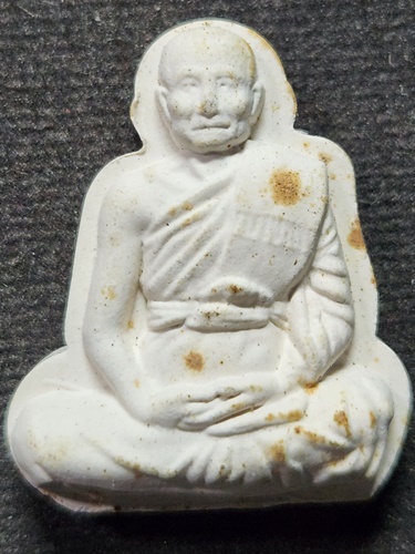 วัดอัมพวัน จังหวัดสิงห์บุรี พระผงรูปเหมือน พระธรรมสิงหบุราจารย์(หลวงพ่อจรัญ)