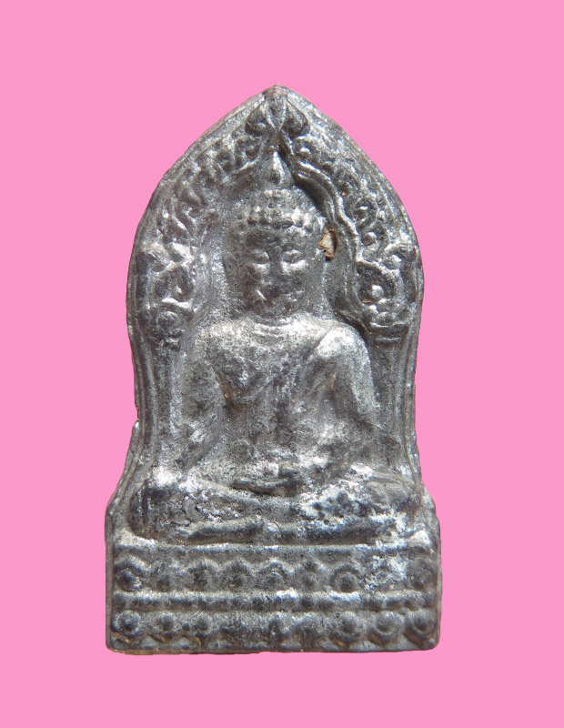 พระพุทธชินราชใบเสมา เนื้อชิน