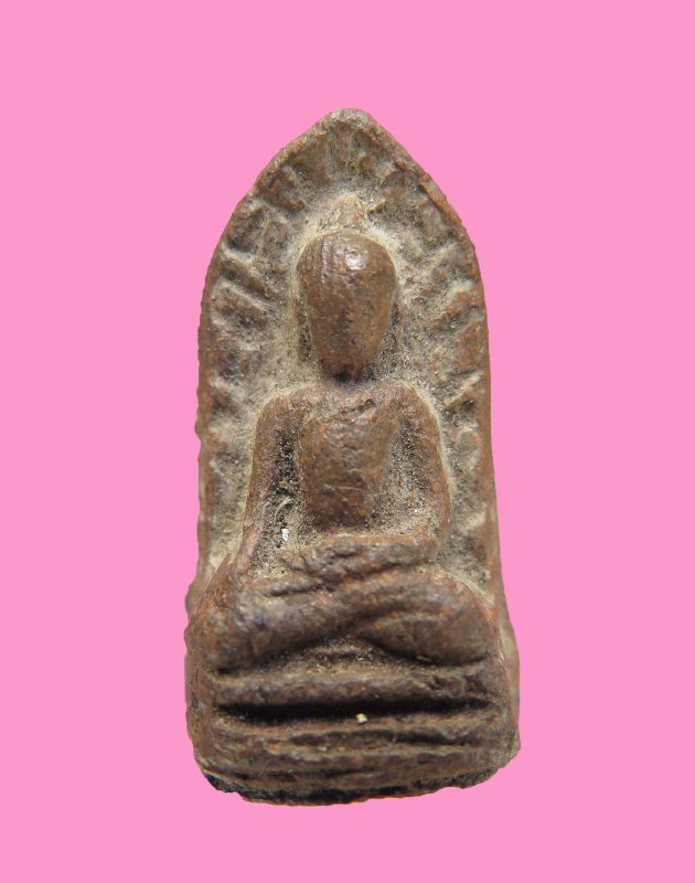 พระรอดเนื้อในเขียว เนื้อมีแร่