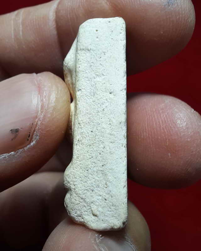 พระผงพิมพ์พระผงสุพรรณหลวงปู่ดู่ พรหมปัญโญ วัดสแก จ.อยุธยา ปี 2520 