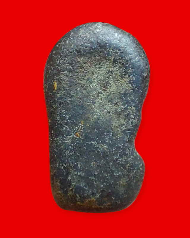 พระกรุเนื้อชินพิมจิ๋วพร้อมตลับพุ๊กไม่ทราบที่ 2400