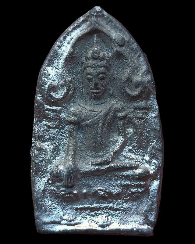 8.พระยอดขุนพลหล่อพิมพ์อยุธยา หลวงพ่อฑูรย์ วัดโพธินิมิตร เนื้อชิน พ.ศ. 2527 สูง 5 ซ.ม. สร้างจากเนื้อช