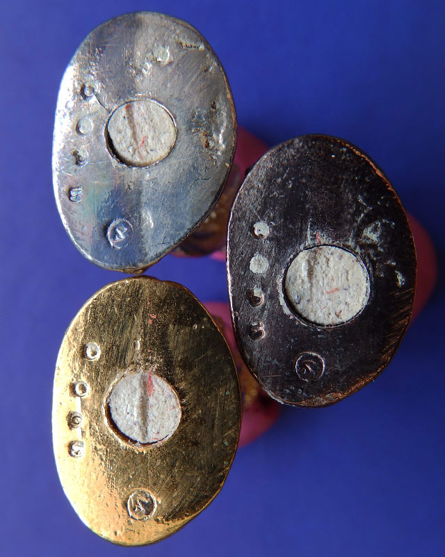 ชุดกรรมการ เลข 3100 พระชัย หลวงปู่ทวด รุ่นตำหนักทอง หลวงปู่ทอง สุสังวโร วัดป่ากอสุวรรณ ครบชุด 8 องค์