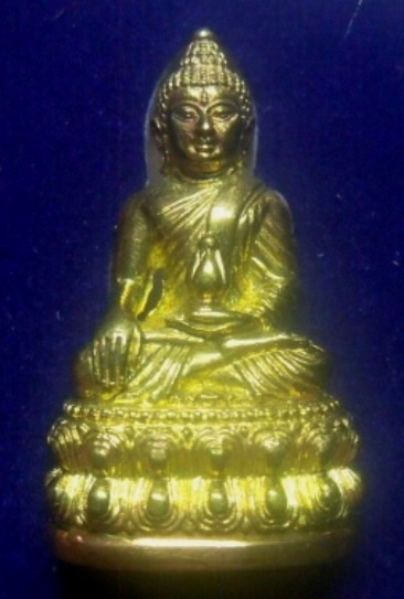 **เบาๆ**พระกริ่งสุคโต หลวงปู่คำบุ วัดกุดชมภู เนื้อทองทิพย์ก้นทองแดง จ.อุบลฯ ปี ๒๕๕๒**ตอกโค้ด กล่องเด