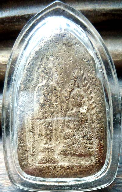 *พระกรุวัดบางยี่หน สุพรรณบุรี พิมพ์พุทธชินราช หลังพระสอง เนื้อดิน*