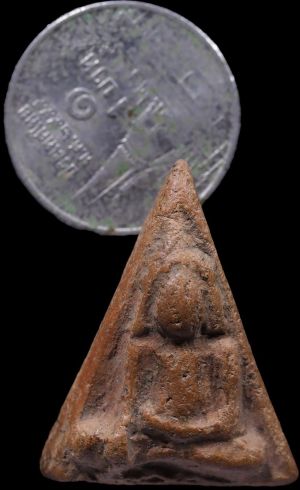 *นางพญา กรุวัดสุดสวาท (สุดสวาสดิ์) พิษณุโลก เนื้อดิน